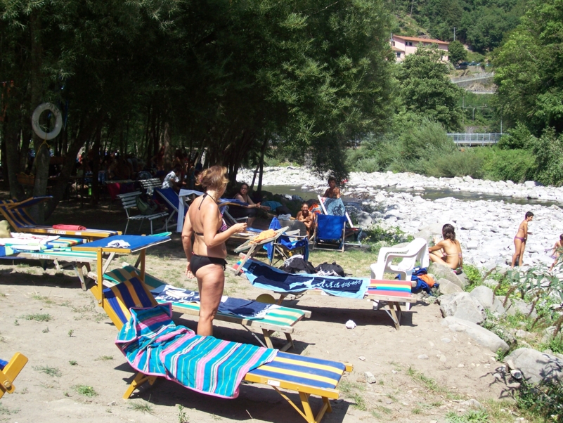  Image name: Parco077.jpg 
 width: 801 pixel 
 height: 602 pixel 
 Size: 513868 bytes 
 Click to enlarge 